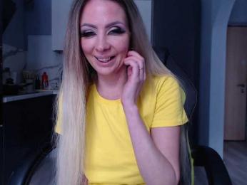 blondalina — Bongacams recorded stream image, 09.02.2026 08:50