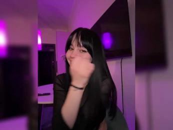 Businka13 — Bongacams recorded stream image, 09.02.2026 17:50