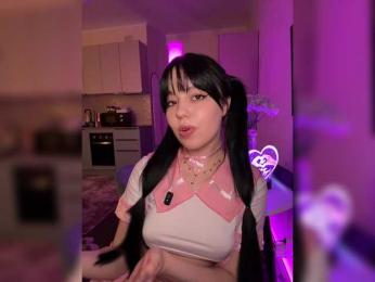 Businka13 — Bongacams recorded stream image, 09.02.2026 17:50