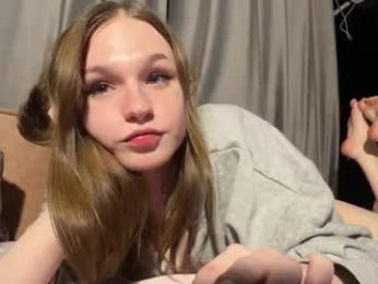 nloraaa — Chaturbate recorded stream screenshot (09 Feb 2026)