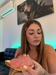 IsabellaEtthan — Stripchat recorded stream screenshot (09 Feb 2026)