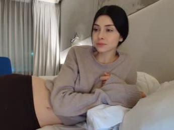 milla_bella — Chaturbate recorded stream image, 09.02.2026 20:40
