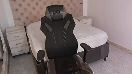 JhoanLeandro — Stripchat recorded stream screenshot (11 Feb 2026)