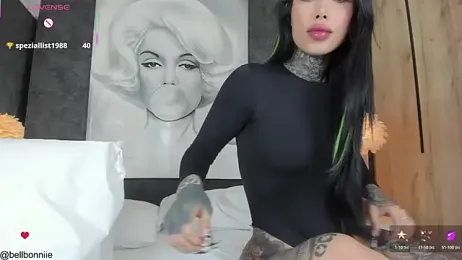 belllbonniie — Stripchat recorded stream screenshot (11 Feb 2026)