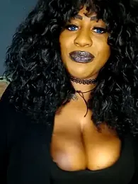 AmazonianMistress — Stripchat recorded stream image, 11.02.2026 22:30