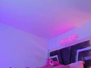 vaiolett-coleman — Camsoda recorded stream image, 12.02.2026 04:50