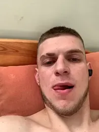 Omg6phoo9 — Stripchat recorded stream screenshot (12 Feb 2026)