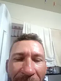 RobertoLuiz84 — Stripchat recorded stream image, 13.02.2026 01:40