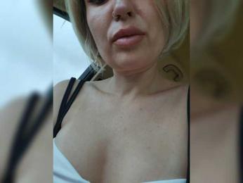 Minni_Mia — Bongacams recorded stream screenshot (13 Feb 2026)