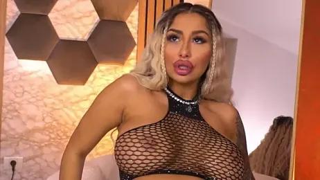 GoldenAmber — Stripchat recorded stream screenshot (13 Feb 2026)