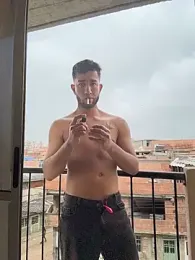 liam_bronw — Stripchat recorded stream screenshot (13 Feb 2026)