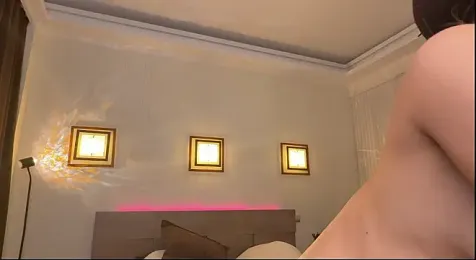 roselyn_rose — Stripchat recorded stream screenshot (13 Feb 2026)