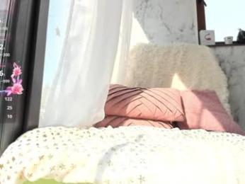 sassyt33n — Chaturbate recorded stream screenshot (05 Mar 2025)