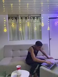 Mike_and_Rayan — Stripchat recorded stream image, 14.02.2026 01:50