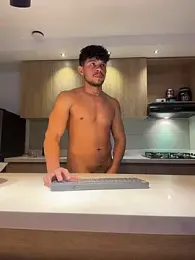 austin_spears_ — Stripchat recorded stream screenshot (14 Feb 2026)