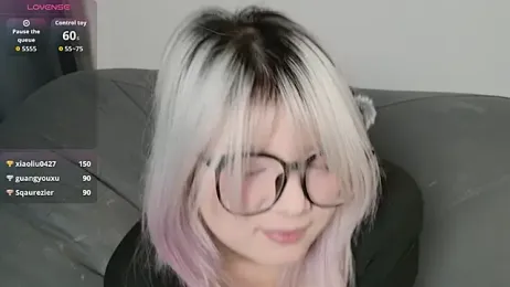 Yu_UwU_ — Stripchat recorded stream screenshot (15 Feb 2026)