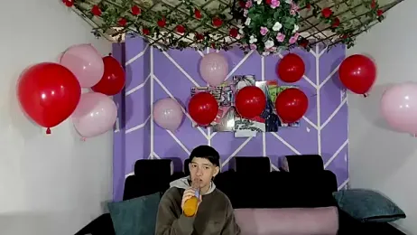 heyy_noah11 — Stripchat recorded stream screenshot (15 Feb 2026)