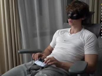 maestro3369 — Chaturbate recorded stream screenshot (15 Feb 2026)