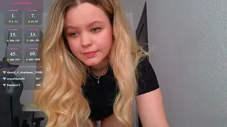 Milana15 — Stripchat recorded stream screenshot (16 Feb 2026)