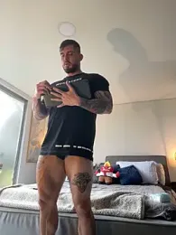 DimitriSullivan_ — Stripchat recorded stream screenshot (16 Feb 2026)