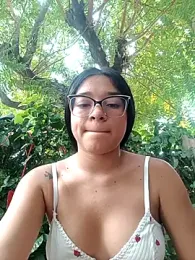 -VICKKY — Stripchat recorded stream image, 05.03.2025 18:10