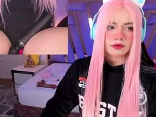 lilapop4 — Camsoda recorded stream image, 16.02.2026 13:40