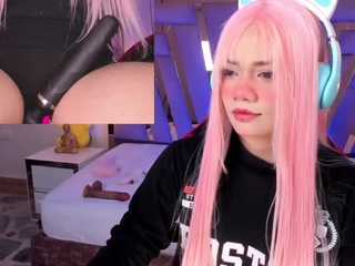 lilapop4 — Camsoda recorded stream image, 16.02.2026 13:40