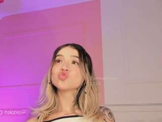 tammara1 — Camsoda recorded stream image, 16.02.2026 18:00