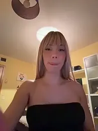 Carlita_cute — Stripchat recorded stream image, 16.02.2026 23:50