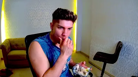 MaxKaiden — Stripchat recorded stream screenshot (17 Feb 2026)