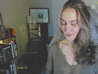 Adamova_Eva — Bongacams recorded stream screenshot (05 Mar 2025)