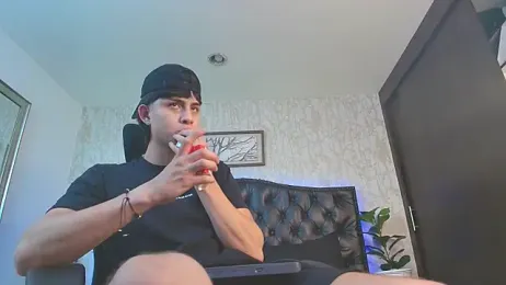 Lander_Cruz — Stripchat recorded stream image, 17.02.2026 17:40
