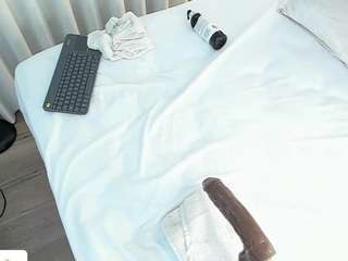 angie-roses — Camsoda recorded stream image, 17.02.2026 23:20