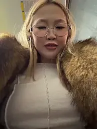 Aiko_Yumi — Stripchat recorded stream image, 18.02.2026 16:00