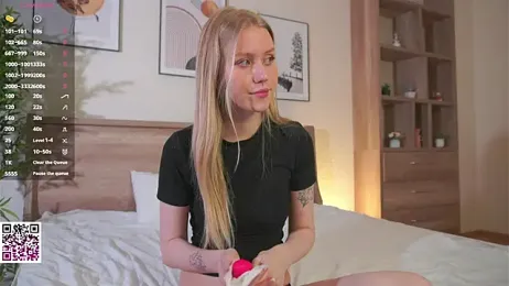 LolySun — Stripchat recorded stream screenshot (18 Feb 2026)