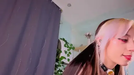 TristaRoht — Stripchat recorded stream screenshot (19 Feb 2026)