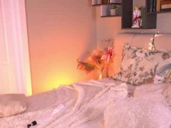 islandladies — Chaturbate recorded stream screenshot (19 Feb 2026)