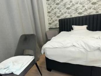 ehotlovea — Chaturbate recorded stream screenshot (05 Mar 2025)