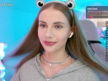 VikkiExtraCheese — Bongacams recorded stream image, 19.02.2026 19:30