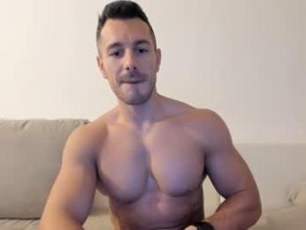 roberto4ever — Chaturbate recorded stream screenshot (20 Feb 2026)