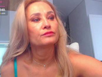 hold-me-tight — Bongacams recorded stream image, 06.03.2025 03:20