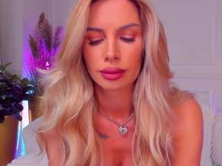 rachelquinn — Camsoda recorded stream image, 20.02.2026 04:40