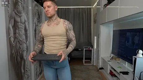 NickHOWLEN — Stripchat recorded stream screenshot (20 Feb 2026)