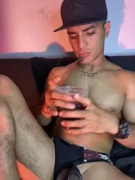 Maicol_xxxx — Stripchat recorded stream image, 21.02.2026 02:50
