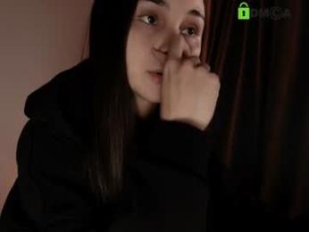 hollyextra — Chaturbate recorded stream image, 21.02.2026 17:00