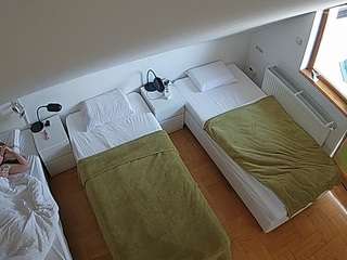 voyeurcam-julmodels-bed-7 — Camsoda recorded stream image, 20.02.2026 19:00