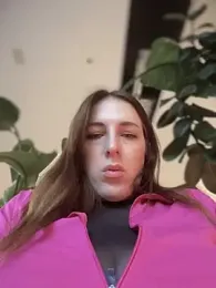 MommmyYummy — Stripchat recorded stream image, 22.02.2026 13:50