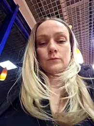 Bondgirl_013 — Stripchat recorded stream image, 22.02.2026 17:10