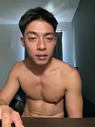 Yooo17 — Stripchat recorded stream screenshot (23 Feb 2026)