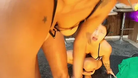 canelasquirt — Stripchat recorded stream screenshot (23 Feb 2026)